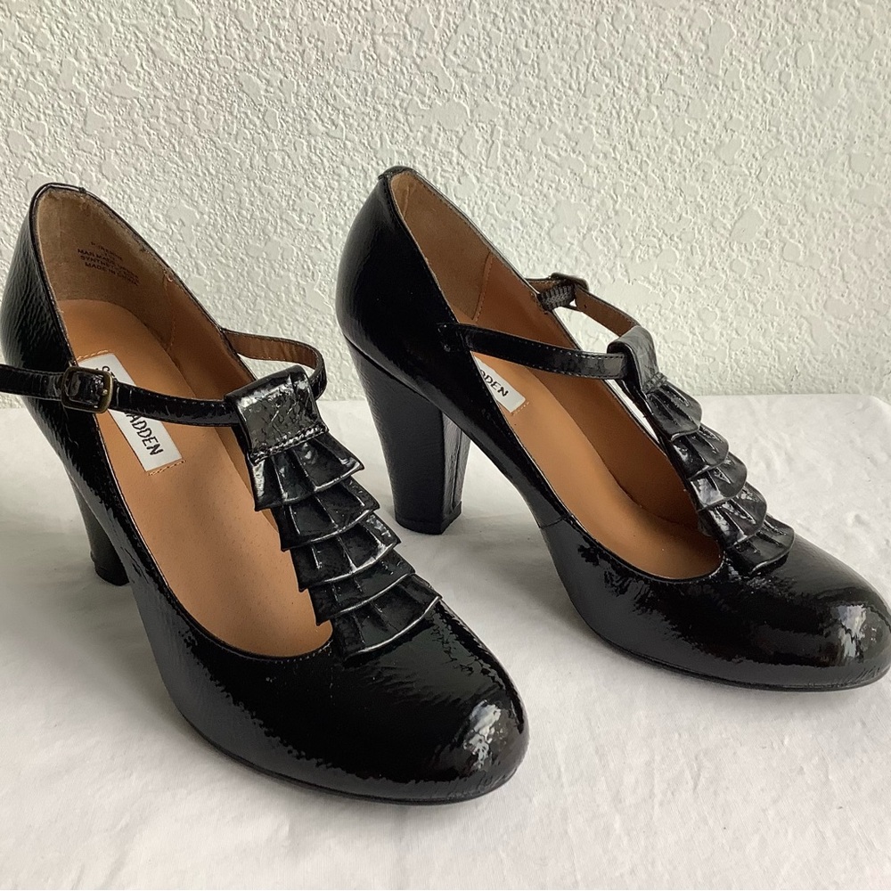 Women Steve Madden IRENE T-Strap Pump Block Heels Size 7.5 Patent Color Black